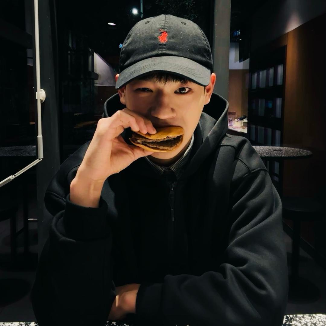 开六手捷达去找前女友吃烤冷面