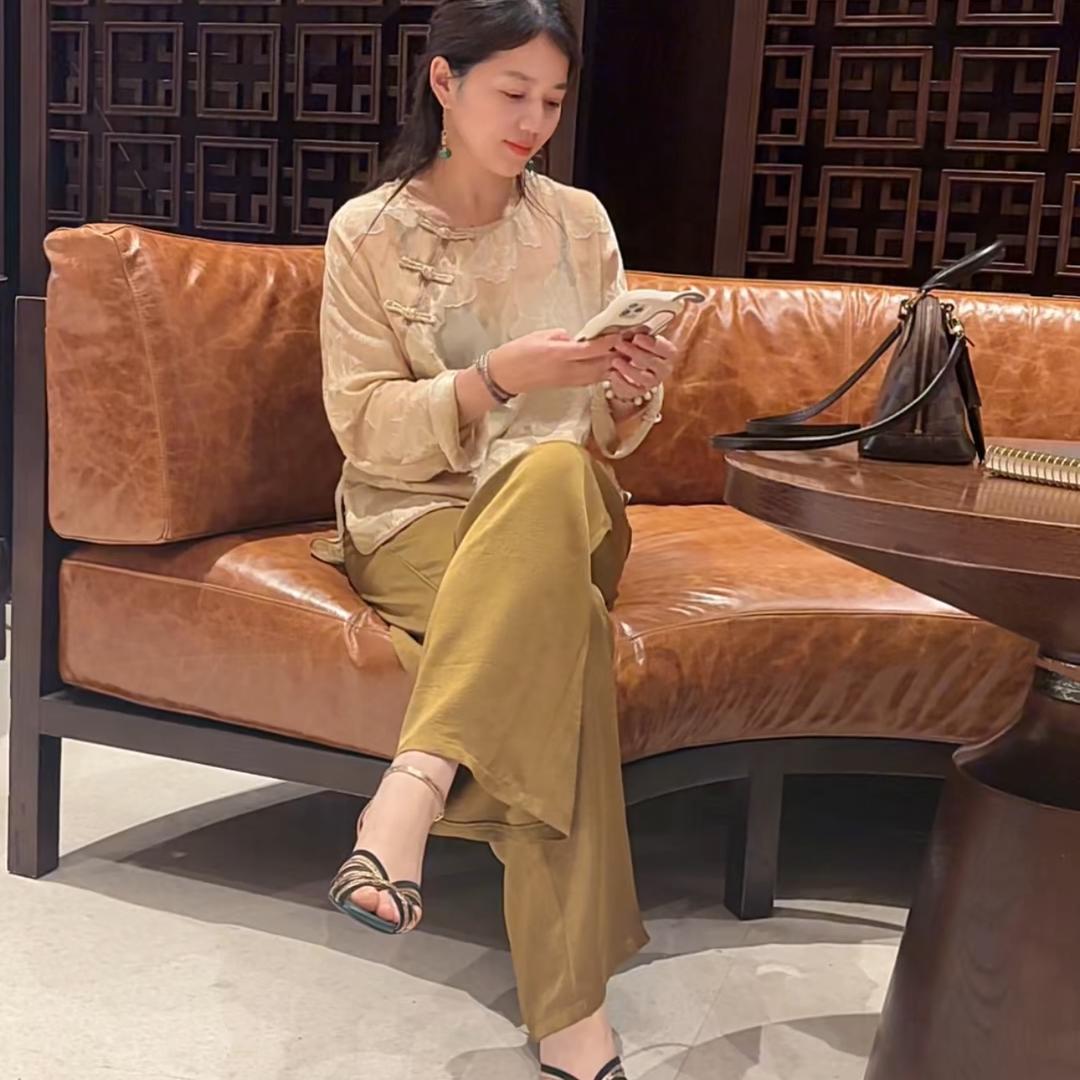 火苗时尚穿搭
