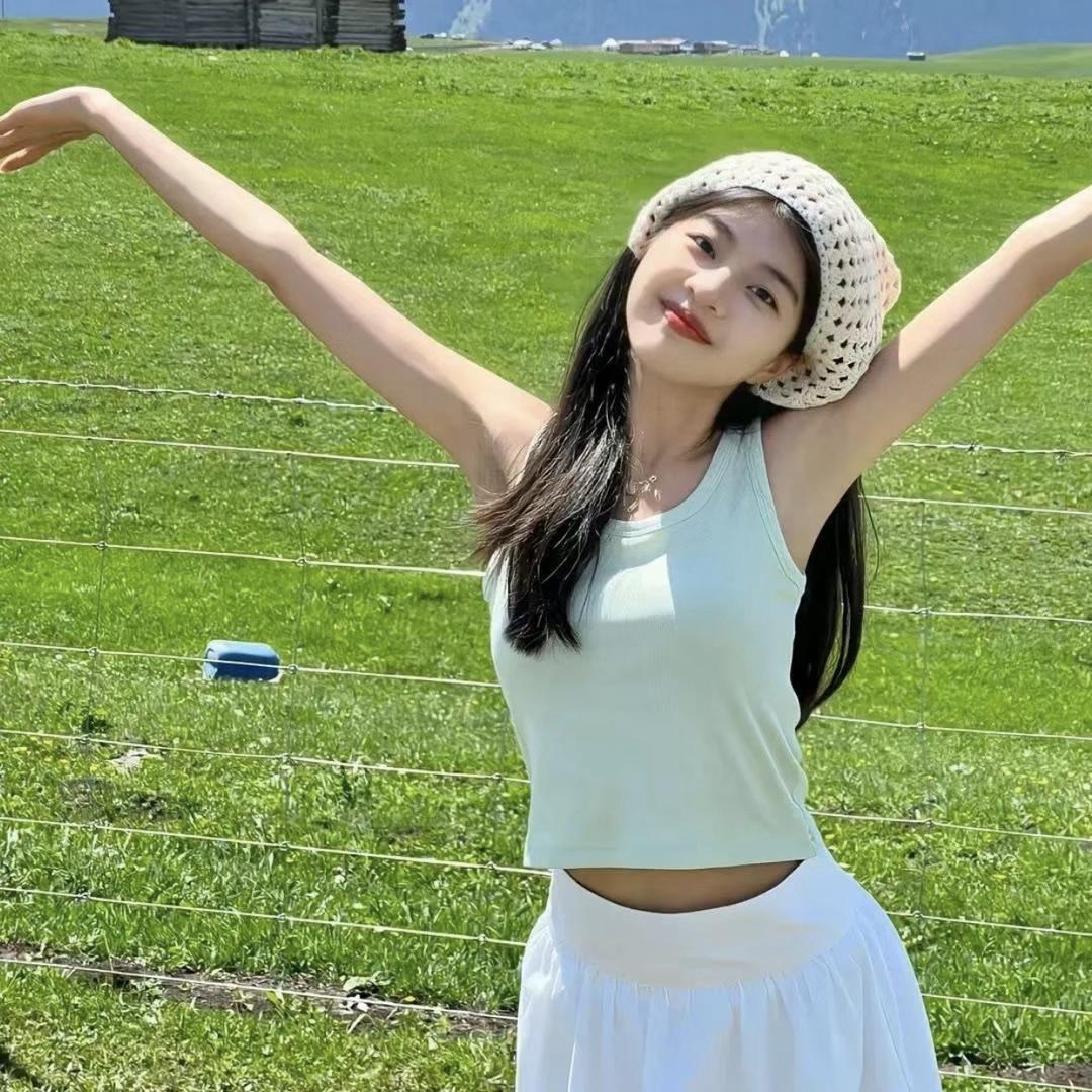 依依