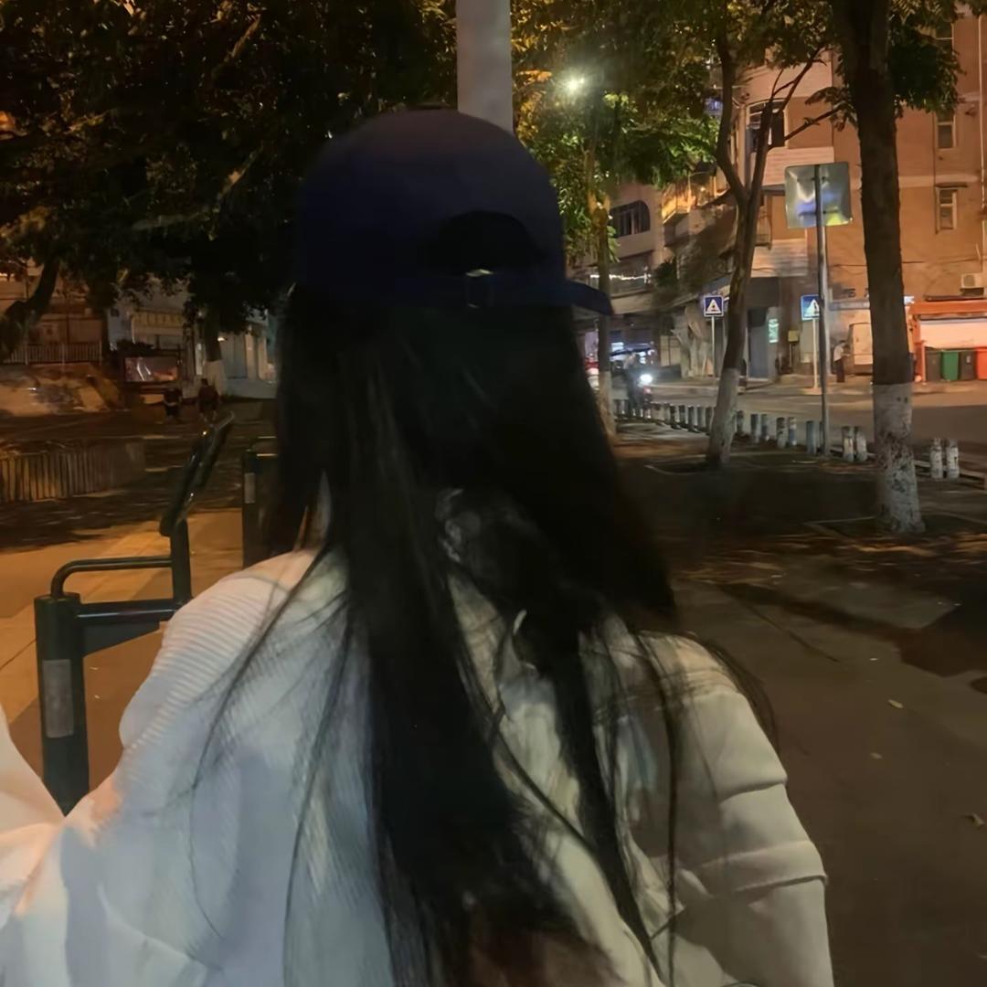 熊熊🐻（郑州酒吧商k预定）