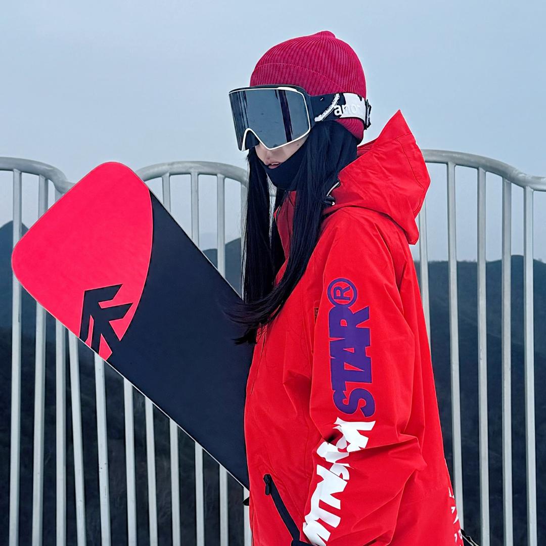 大慧在滑雪呢🏂（Boom）