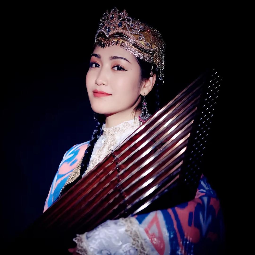 罗曼姑娘