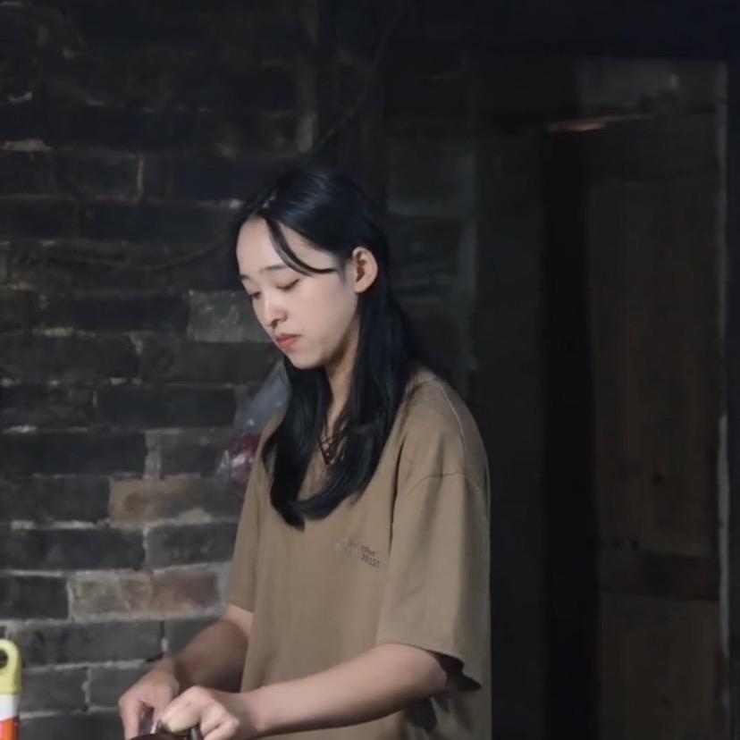 欢欢吖