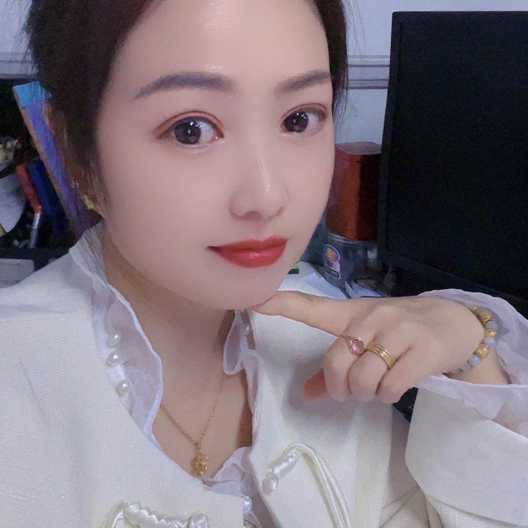 温柔的翠花（每晚8点10分开播）爱唱歌