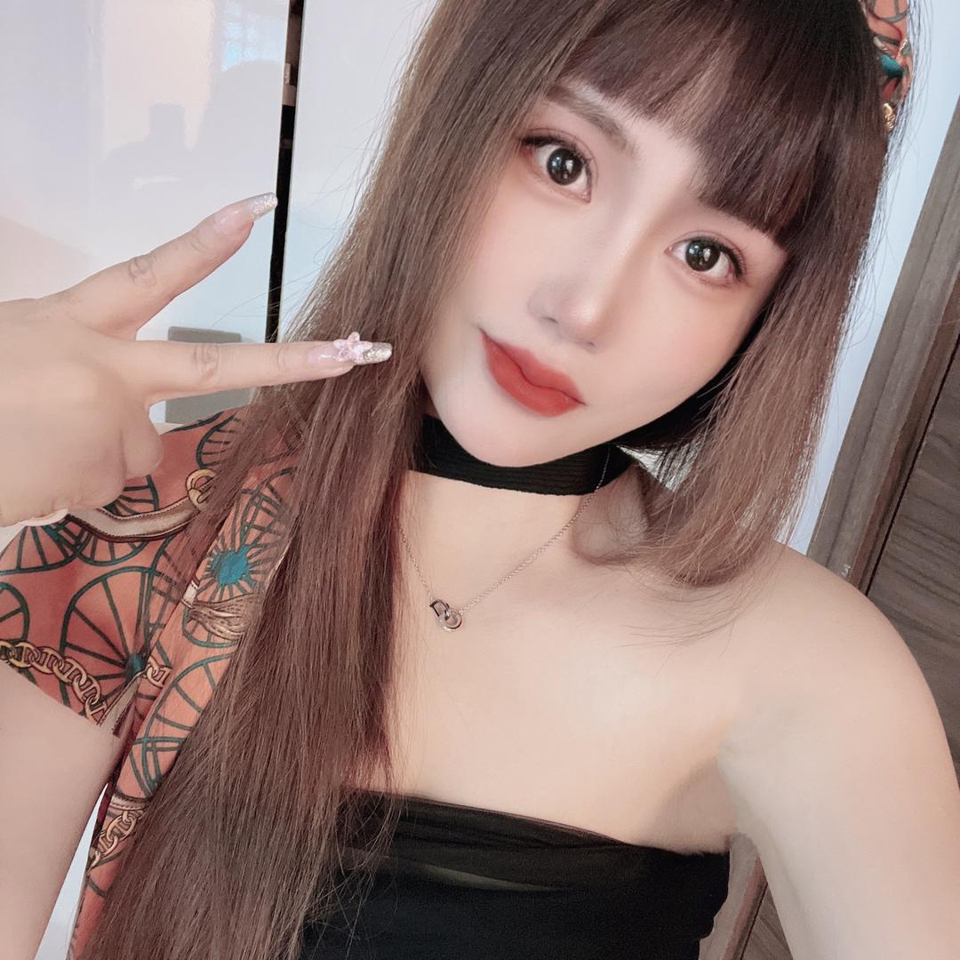 孔4⃣️小姐🍒🍒🍒