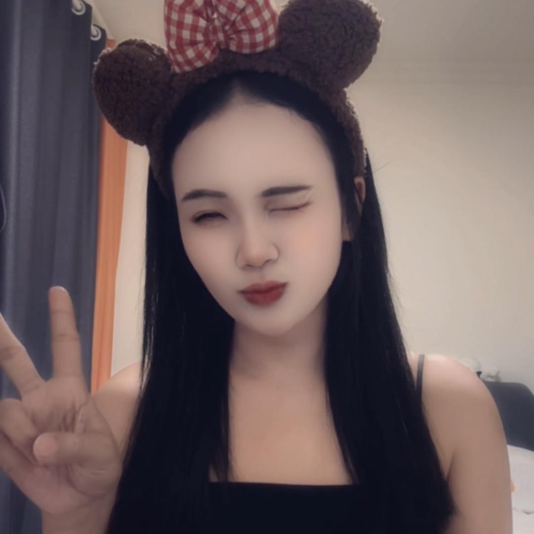 小何家的女装👗