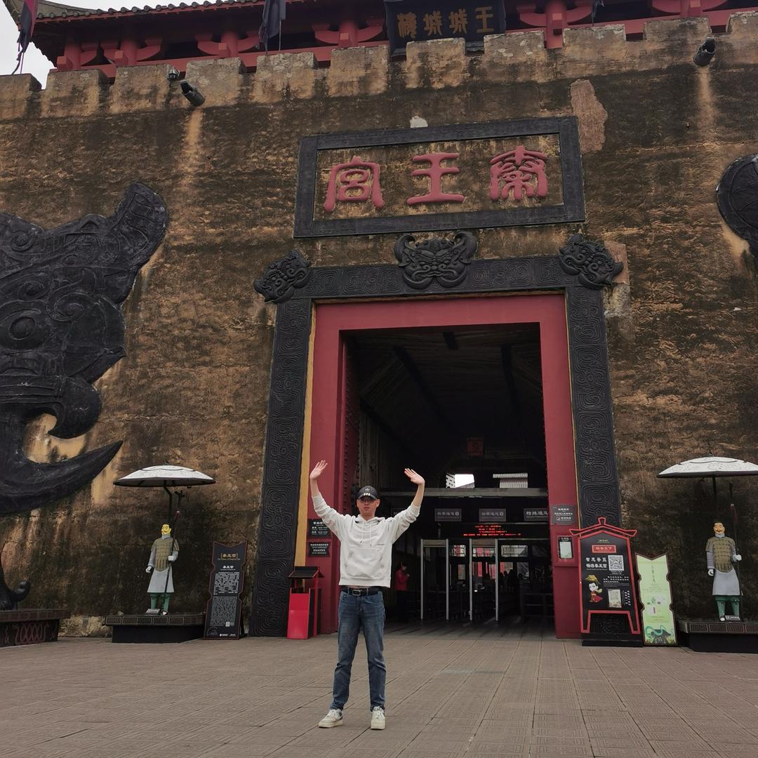 在下只是一个浪子