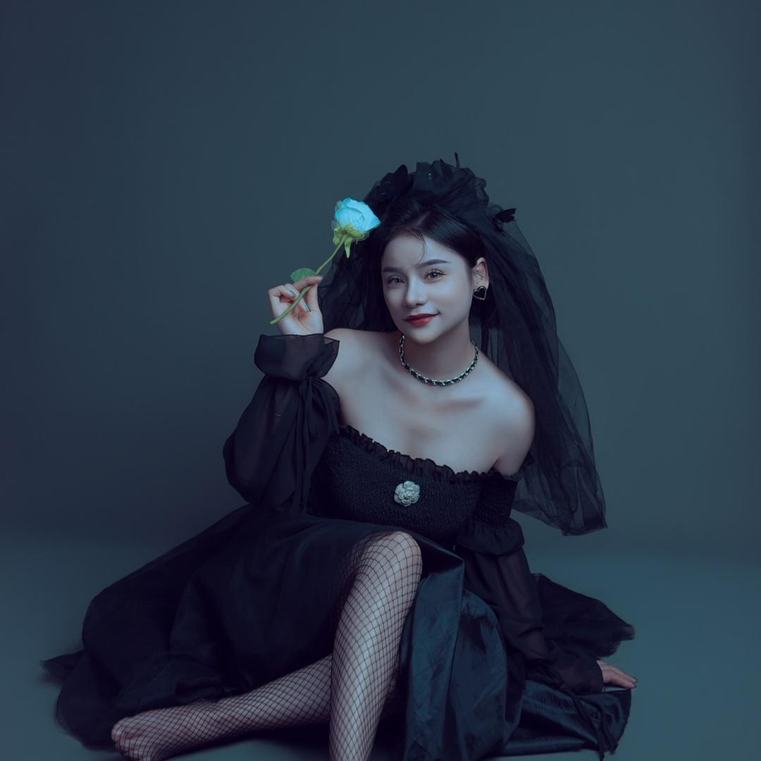 @是小何•🧚‍♀️