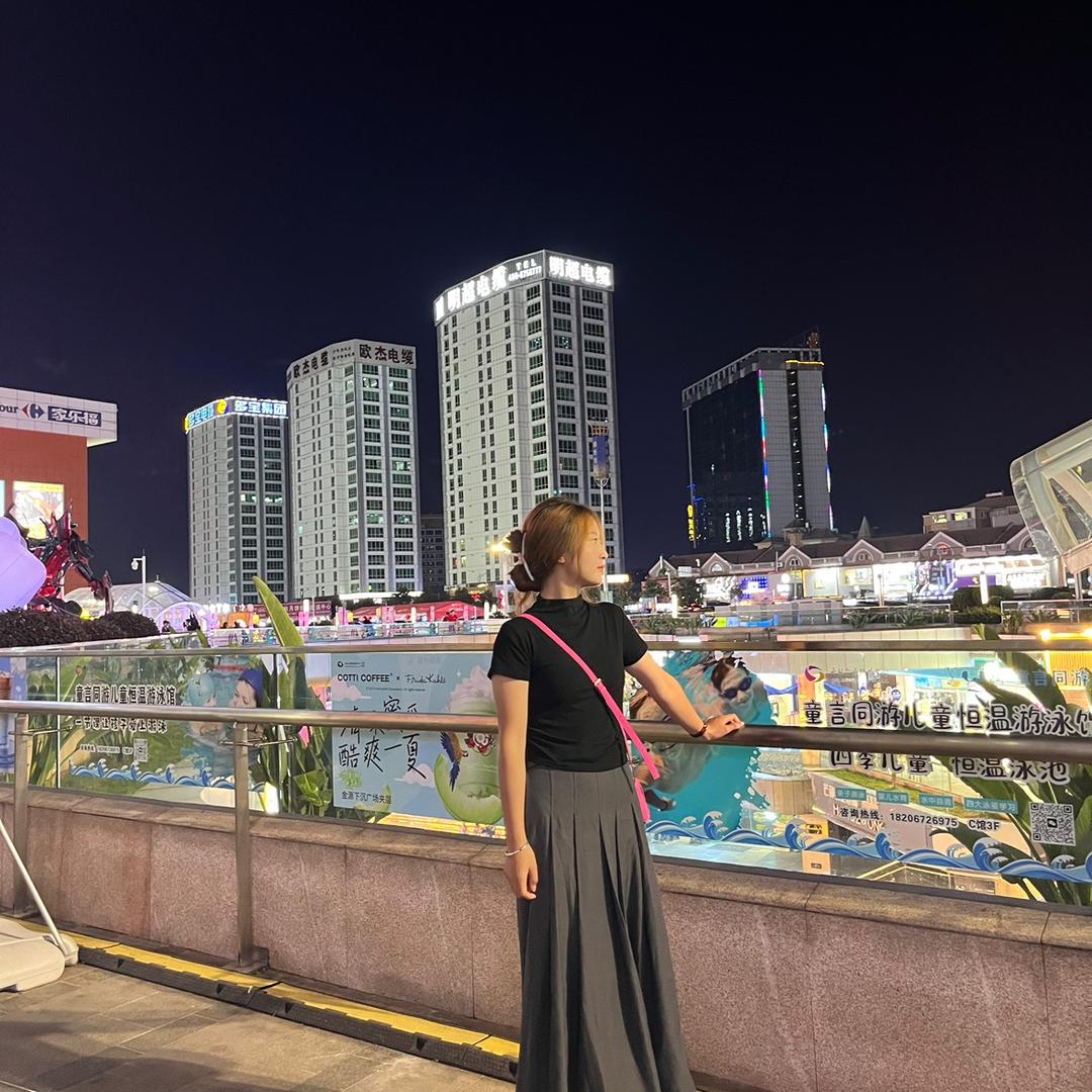万物不及小丹.