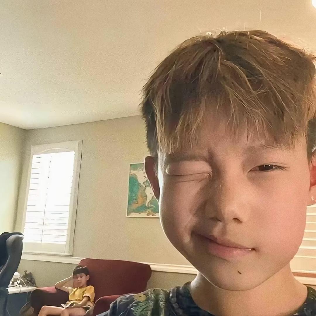 ㅤ抑郁的贵州入😖