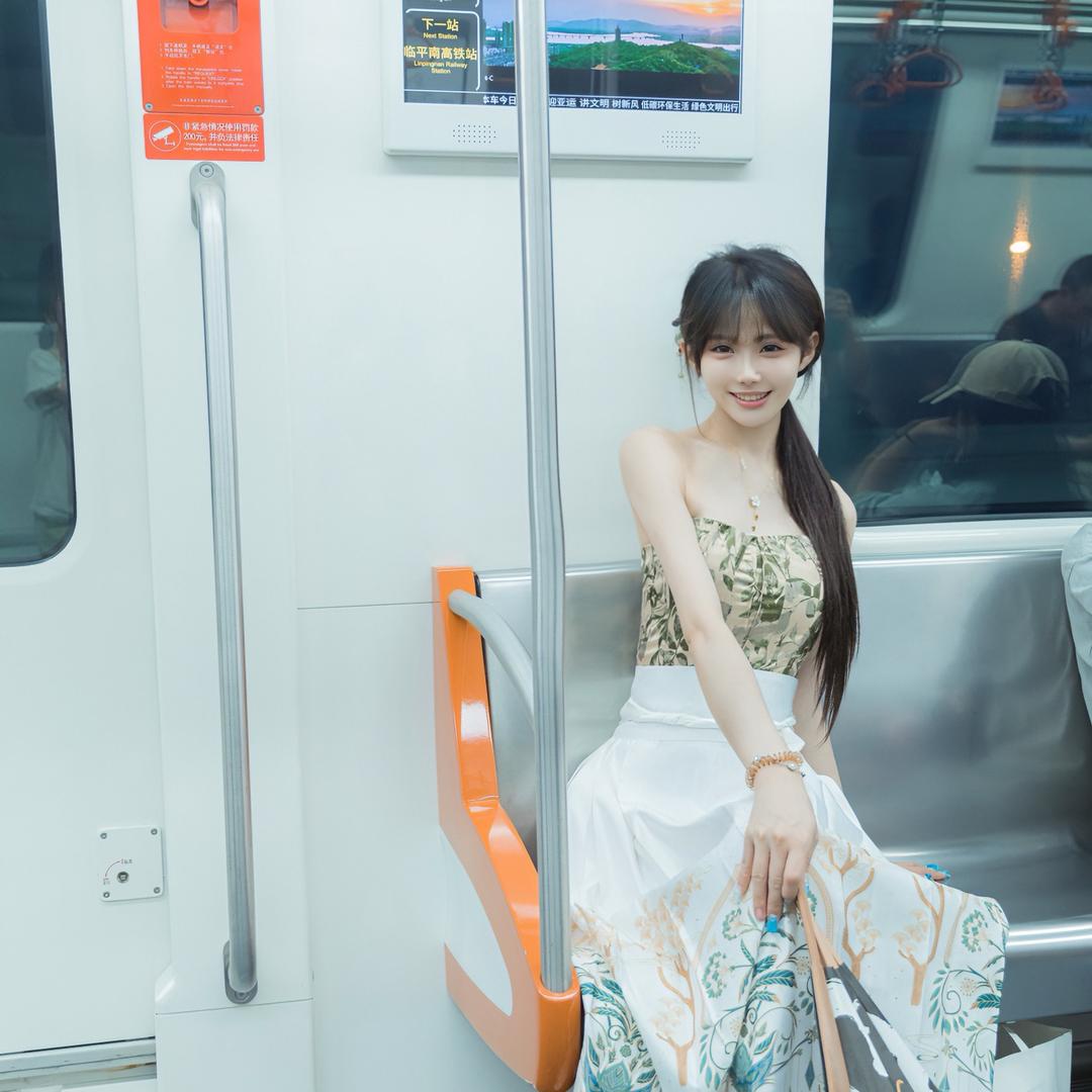 小桃汁 🍑