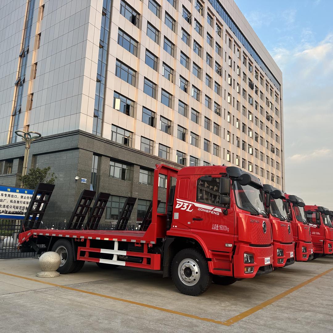 平板车挖机拖车销售