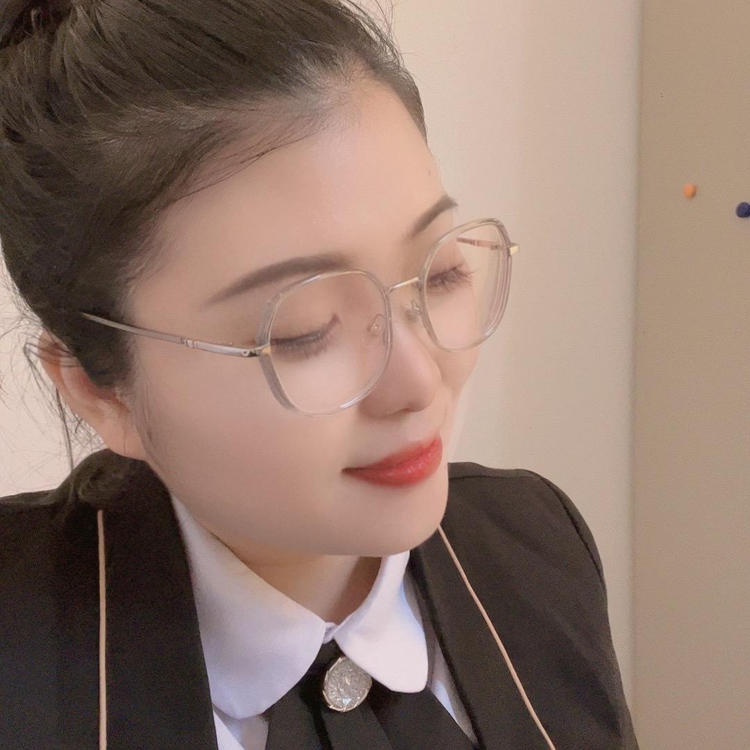 @哎哟韦