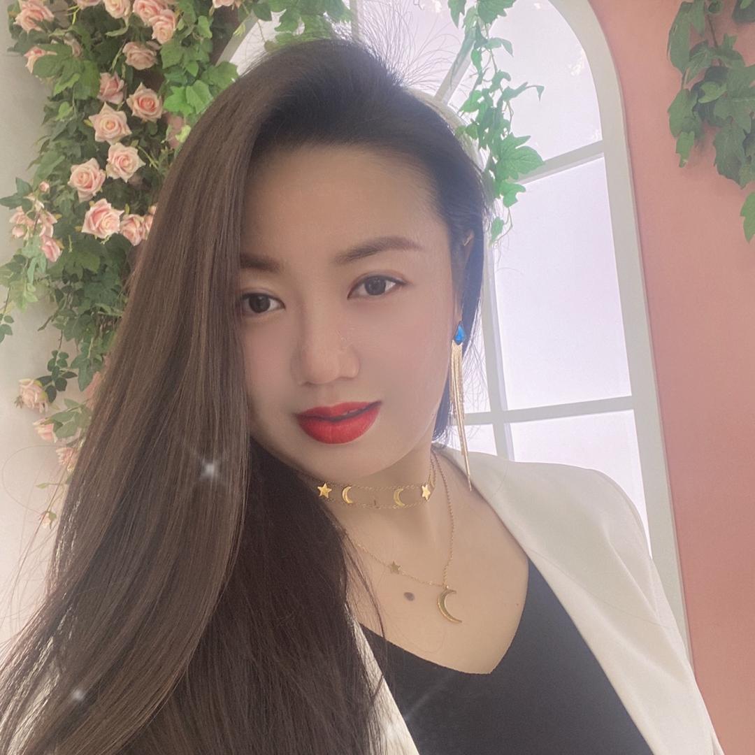 李依蔓