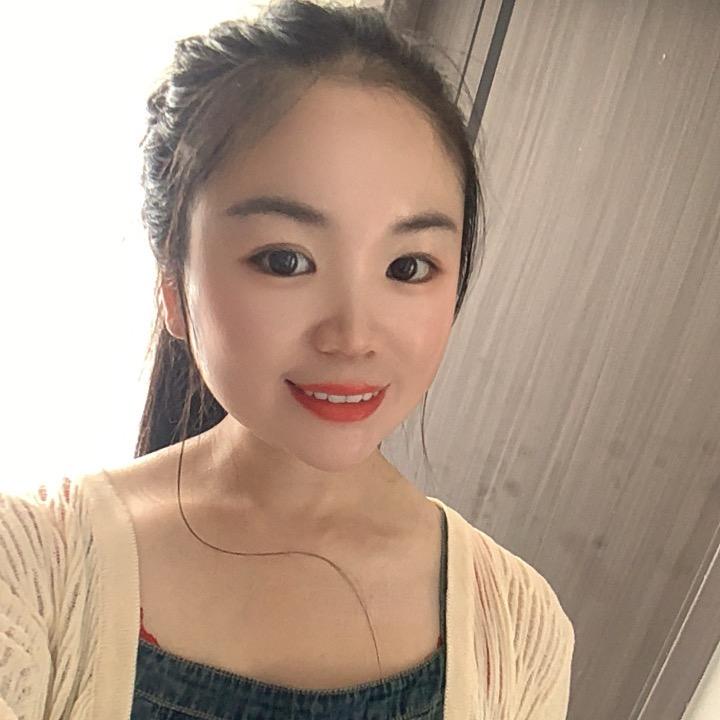 若水依蓝