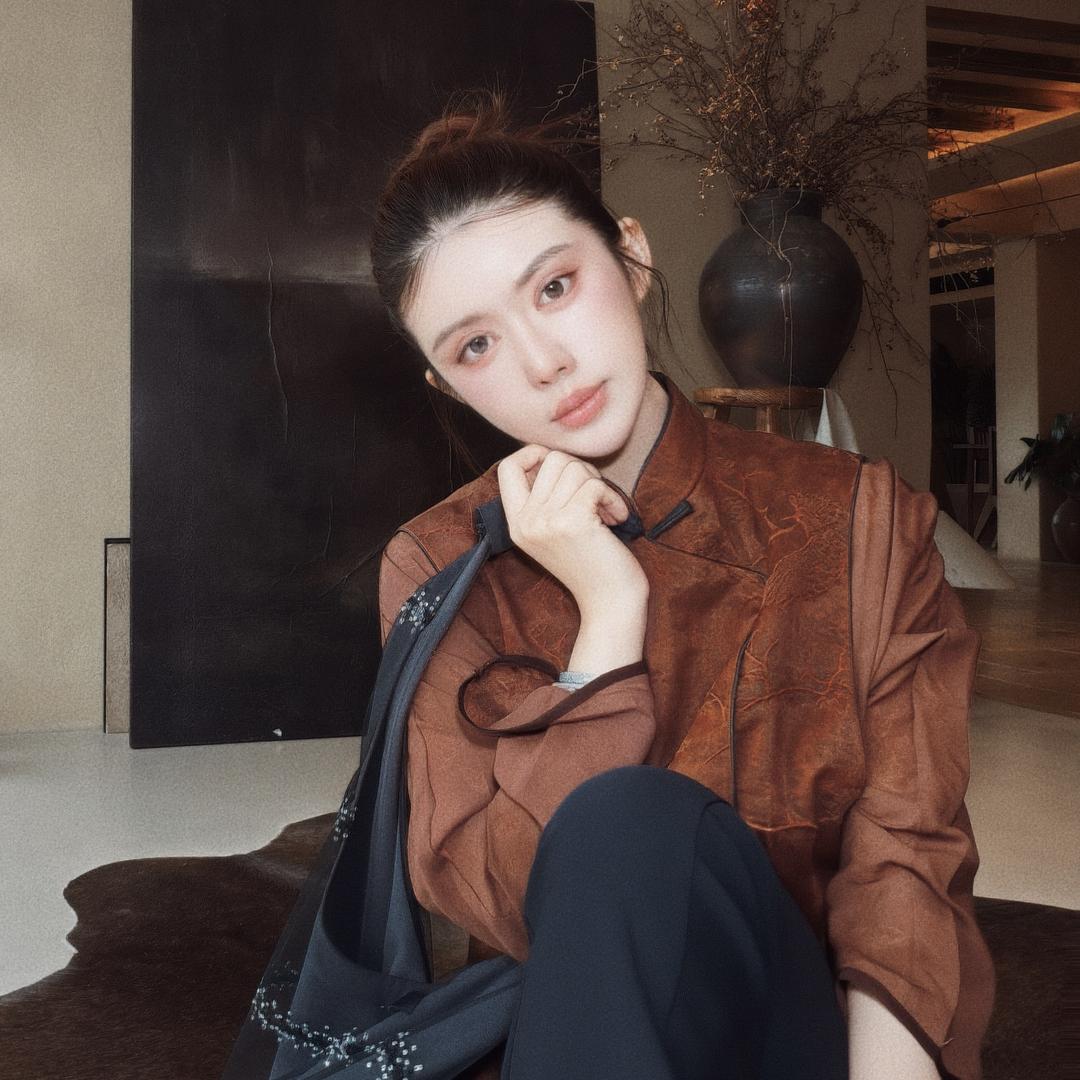 财富自游Lisa女士