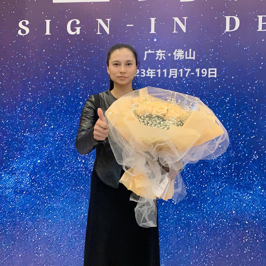 中国国旅芸溪步行街店➕房产中介一手房团