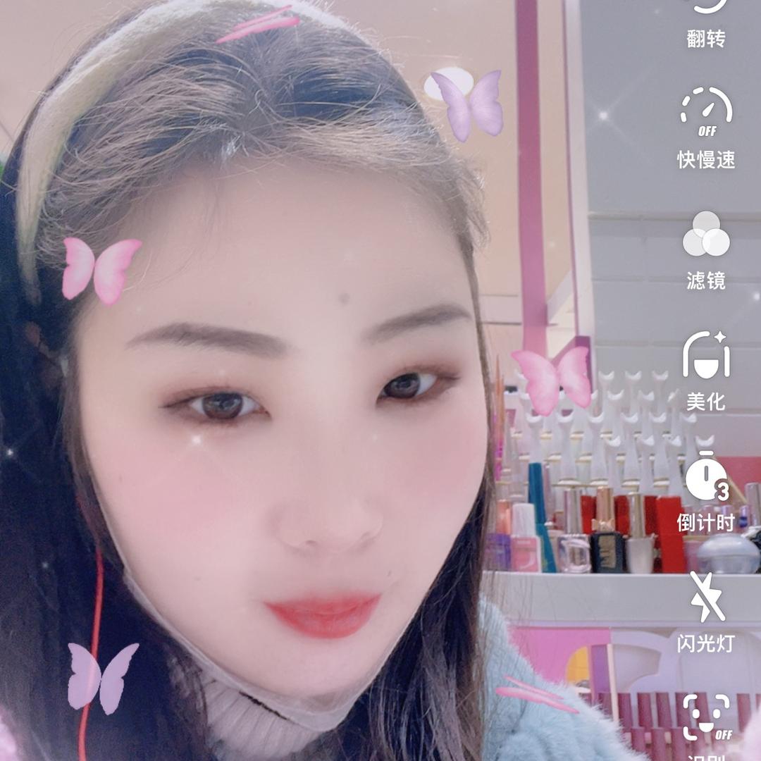 爱尚甲自助美甲多尔玛店