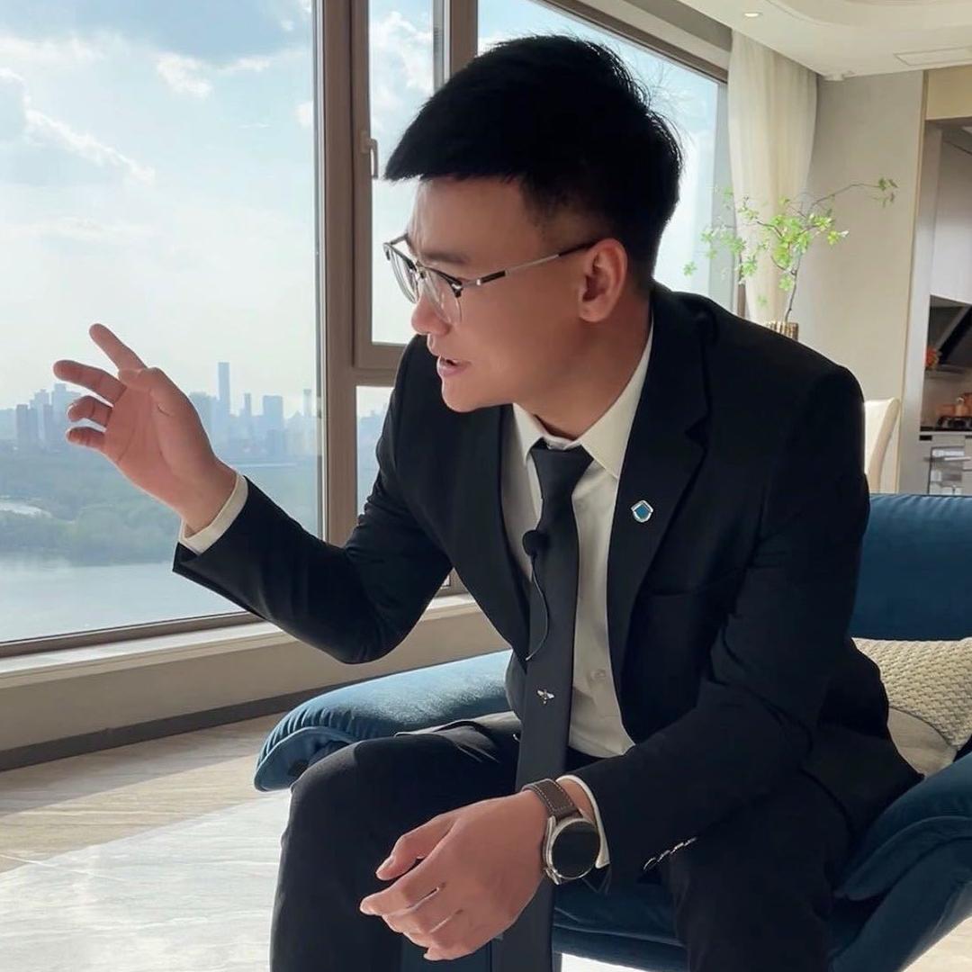 不小心多看了你一眼