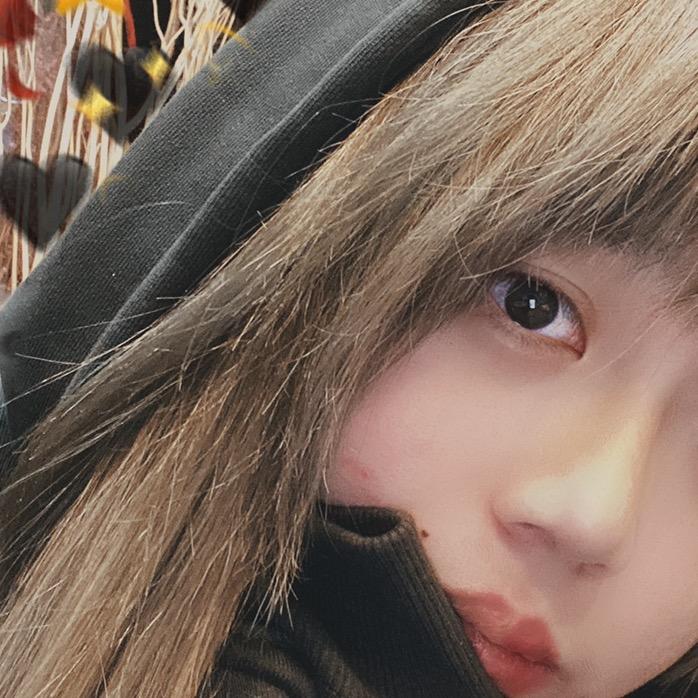 26岁傲娇小妈🖤