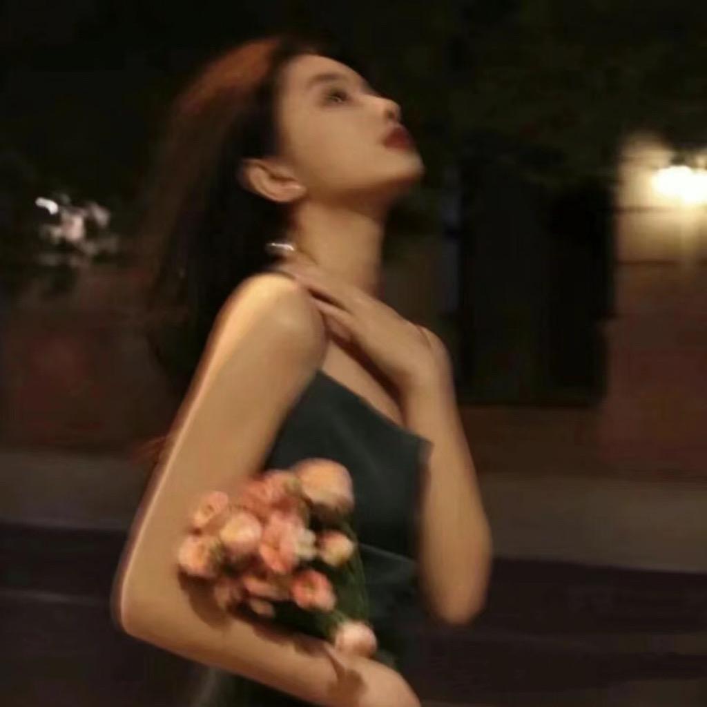 🌸      唐果没有糖🍬