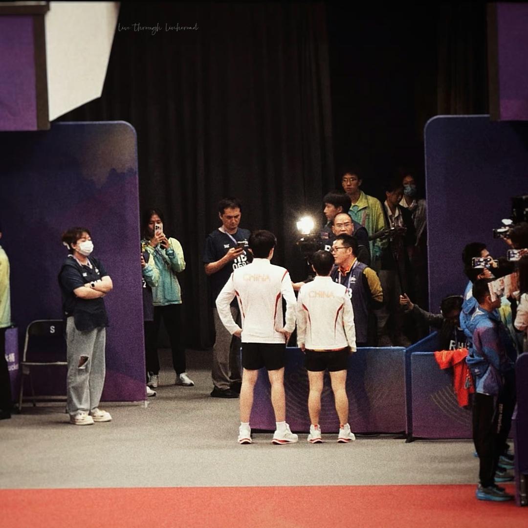 长茅粘屎戳谁谁死