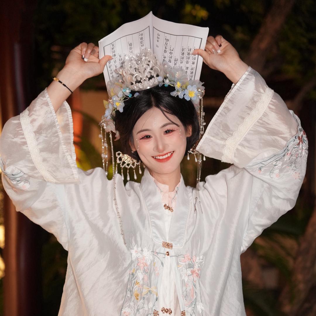 Q谭小丸子~