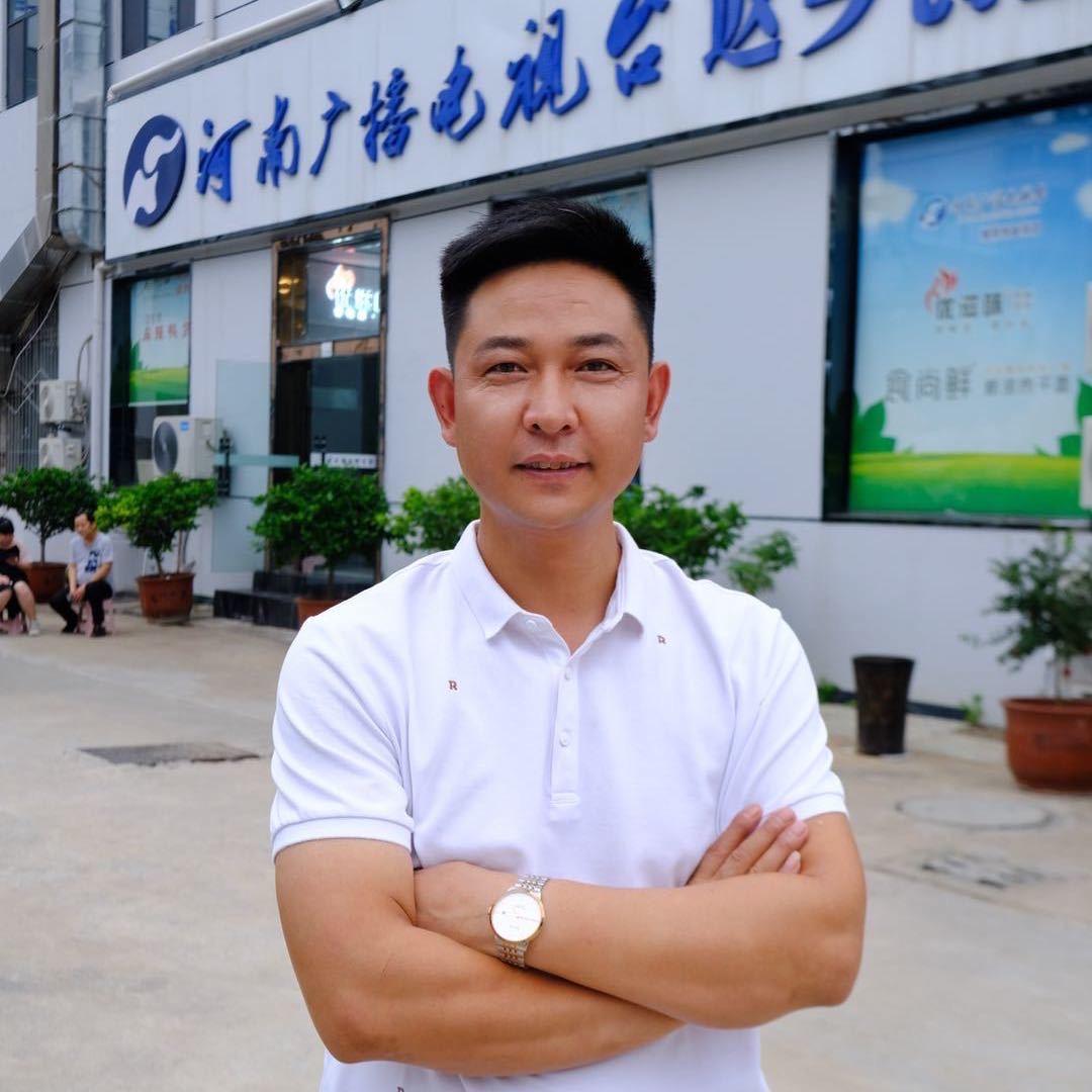 军哥的摇滚炒鸡店（餐饮教程版）