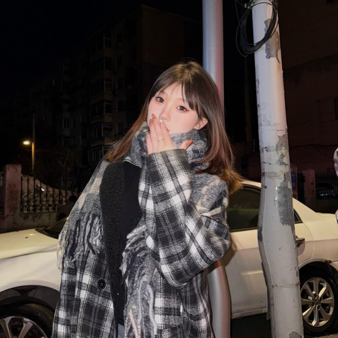 小欣.