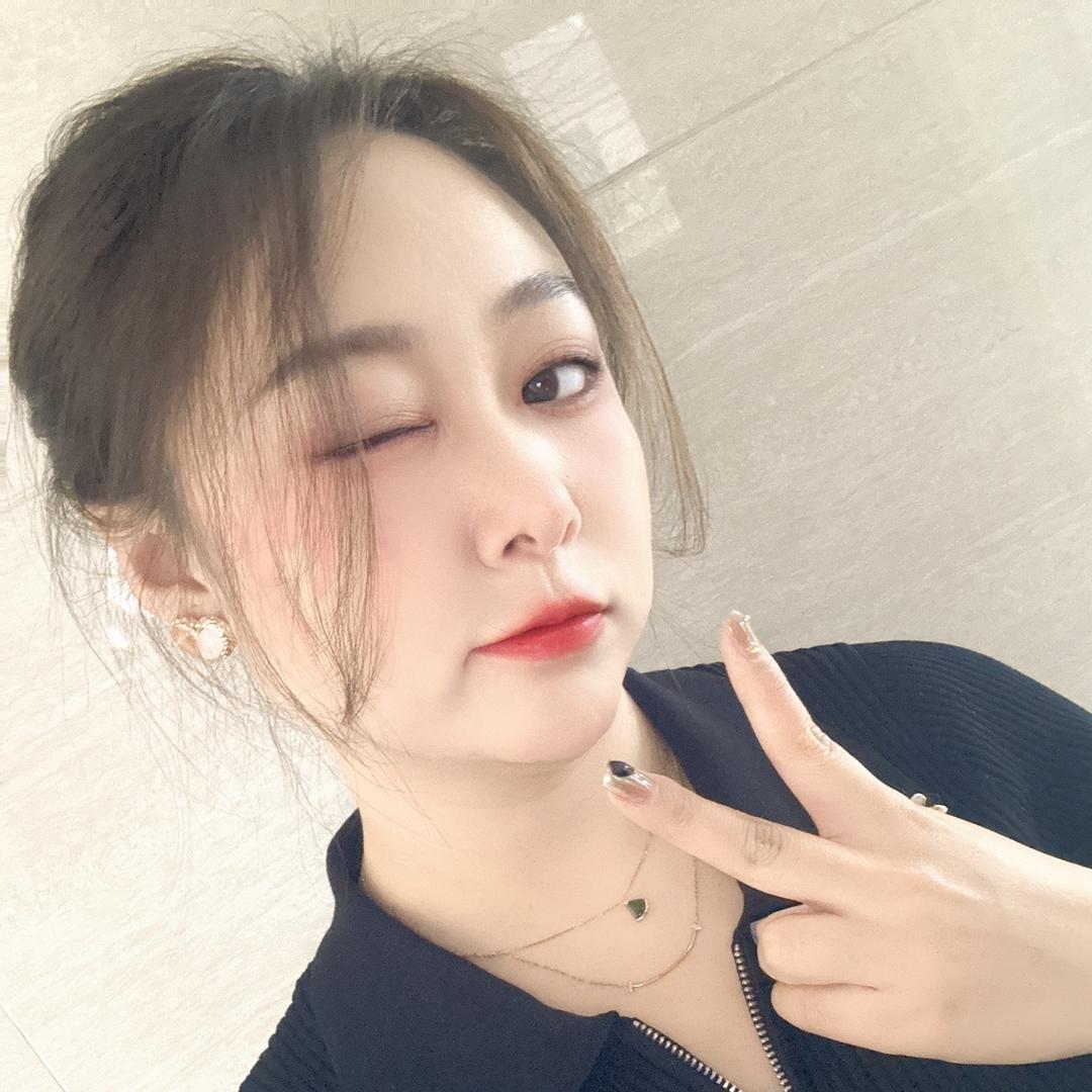 姚姚姚.
