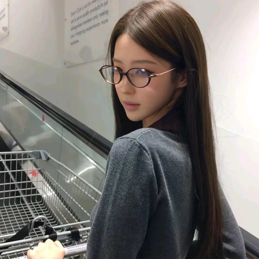 李李🧸头像