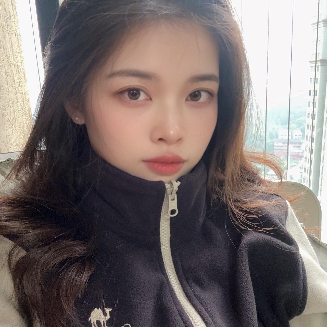 魏魏同學。