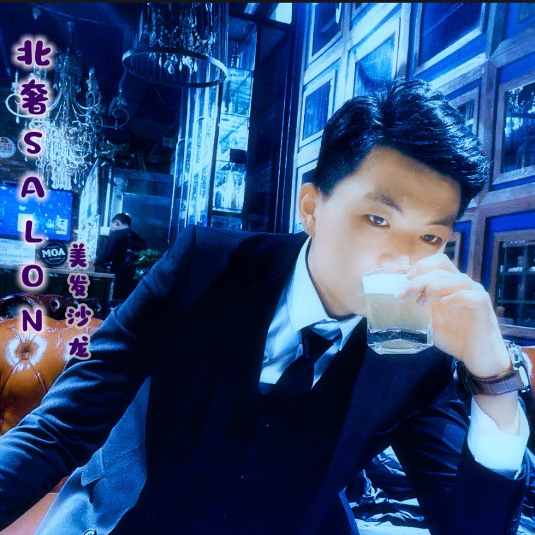 超吖