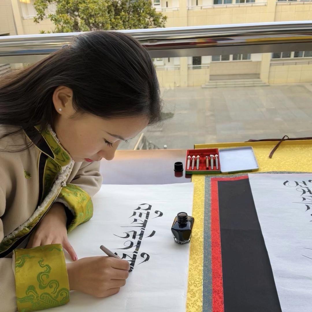 ཉི་མ་མཚོ།