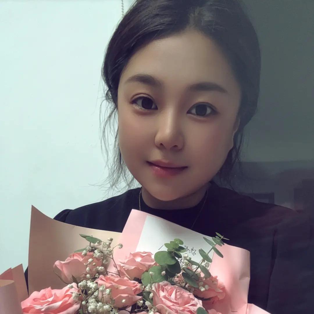 小迷糊🥂骨折康复中