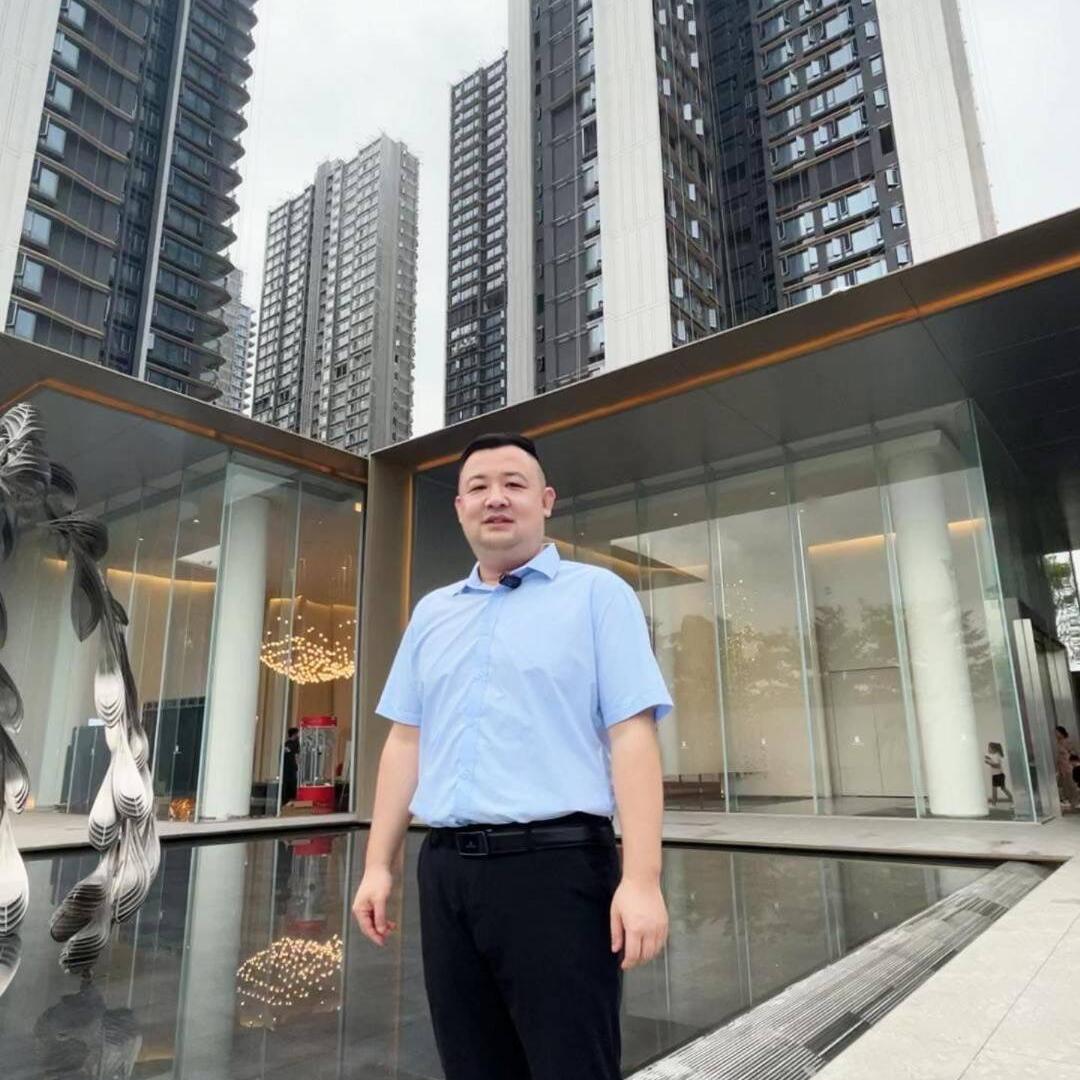 老肖探房（大号2万粉丝）