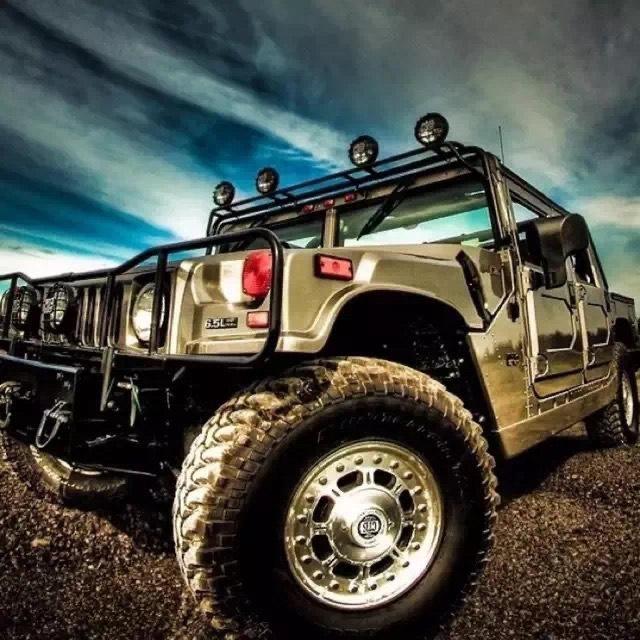 卖二手车的小刘