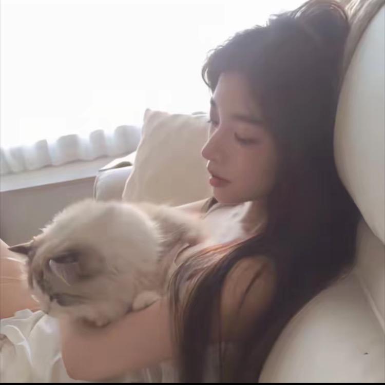 艾米爱吃米