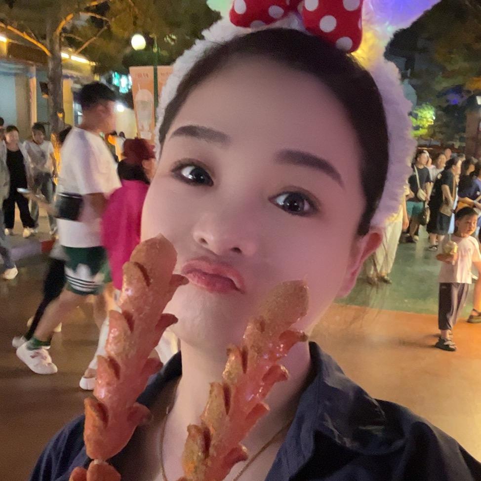 二妮爱生活（小肉包）
