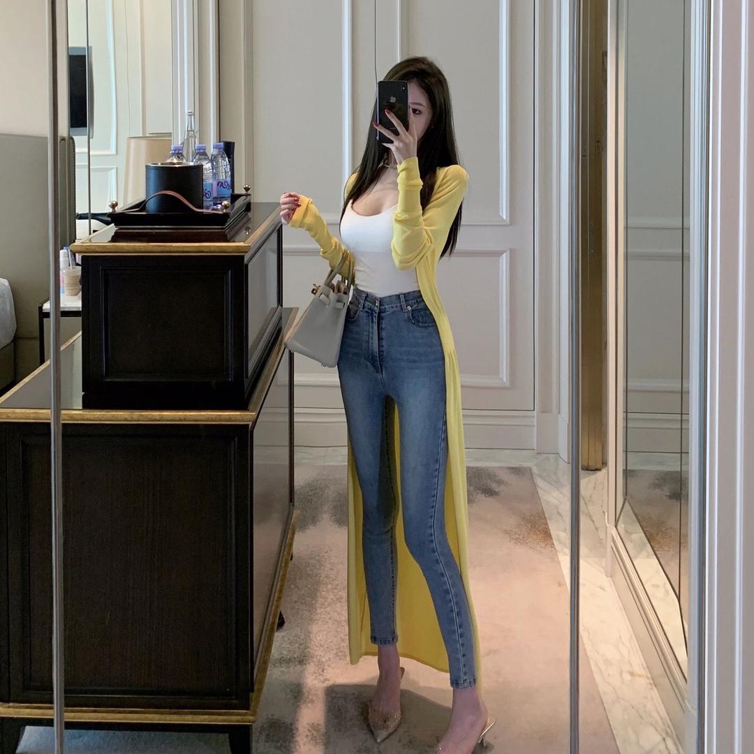迪丽热九