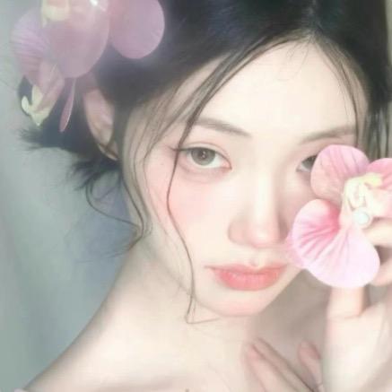 诗人笔下最后的玫瑰.