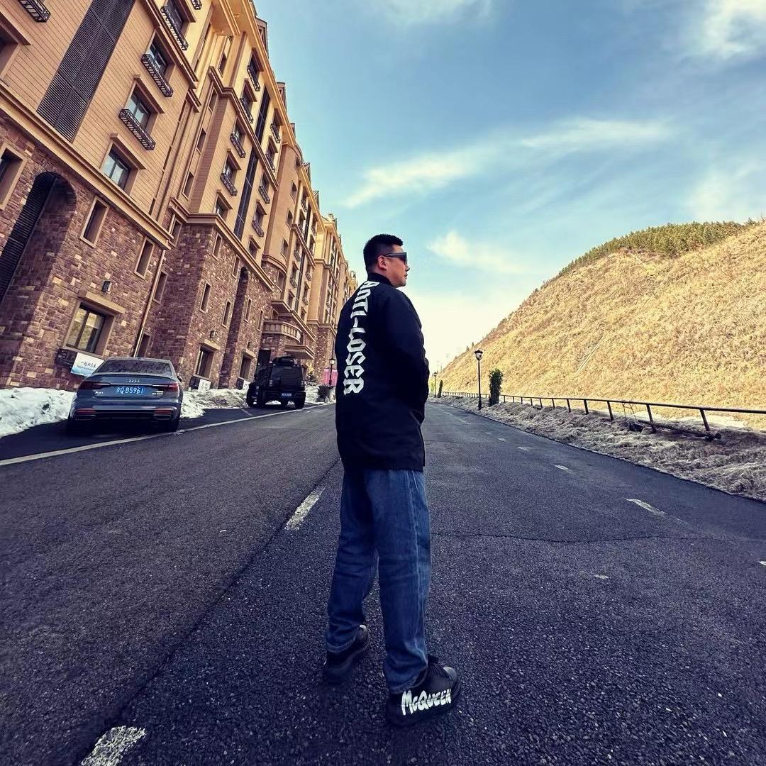 春和景明，向阳而生