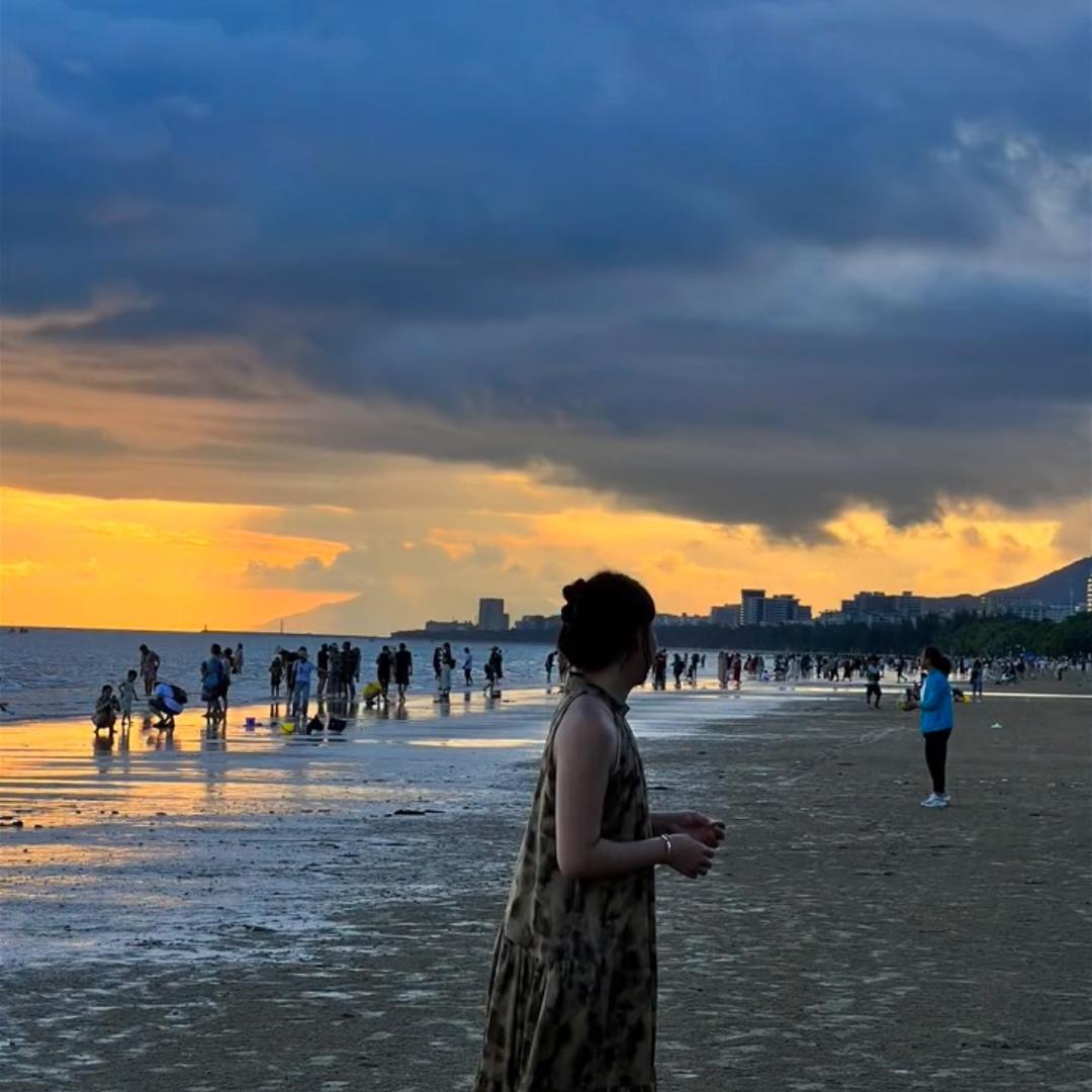 胡胡胡（喜亲家旗袍礼服馆）