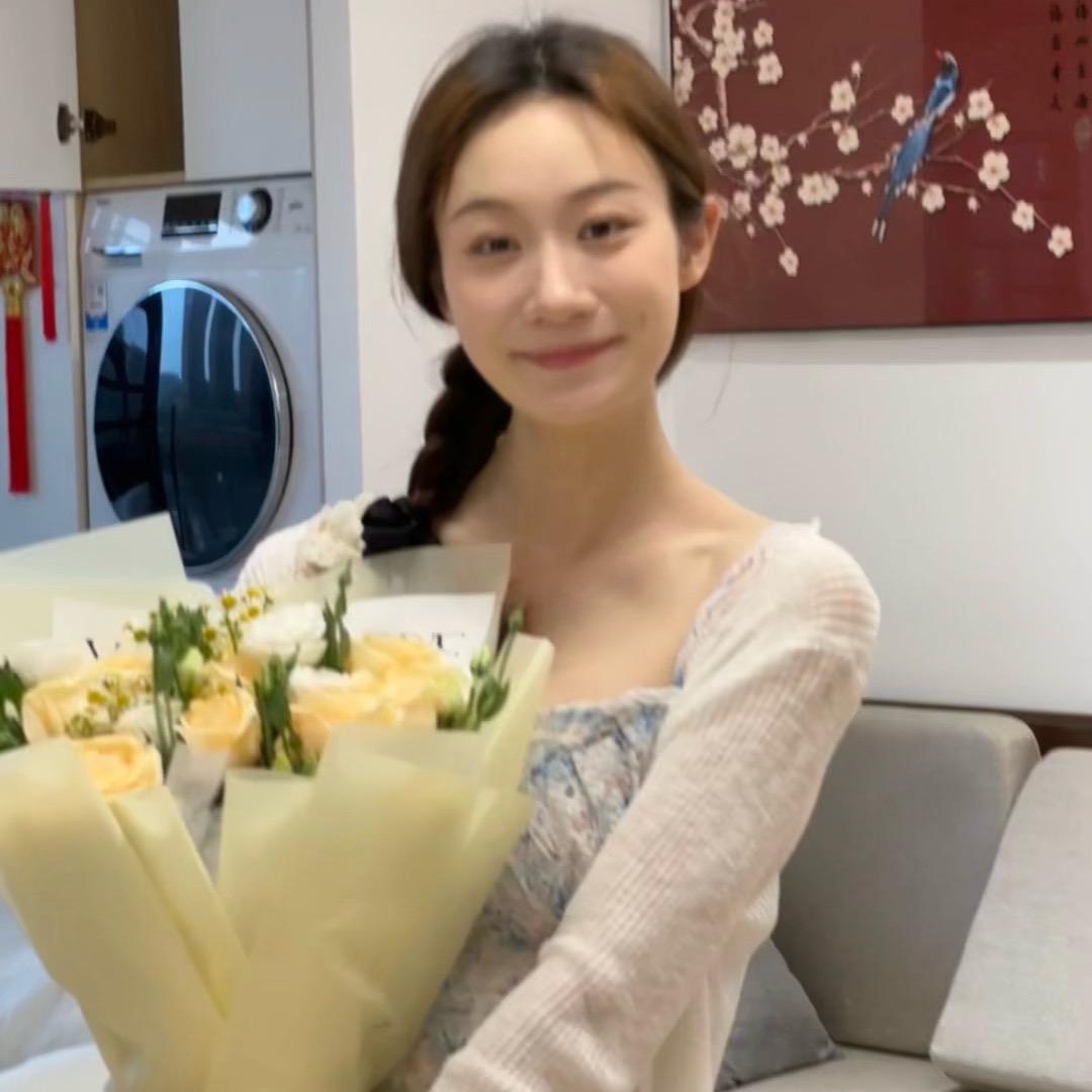 爱臭屁的雅琪(孕晚期)