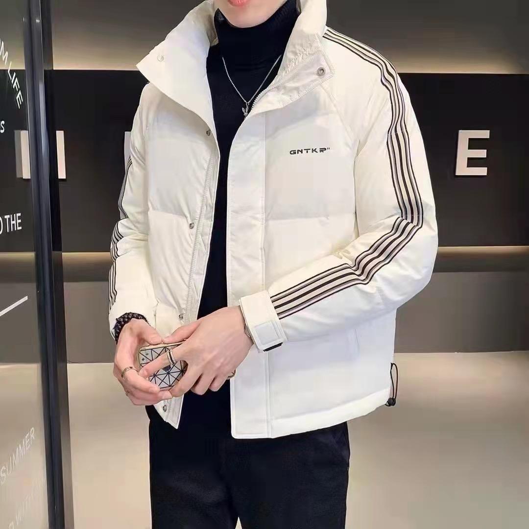 越时尚服装店