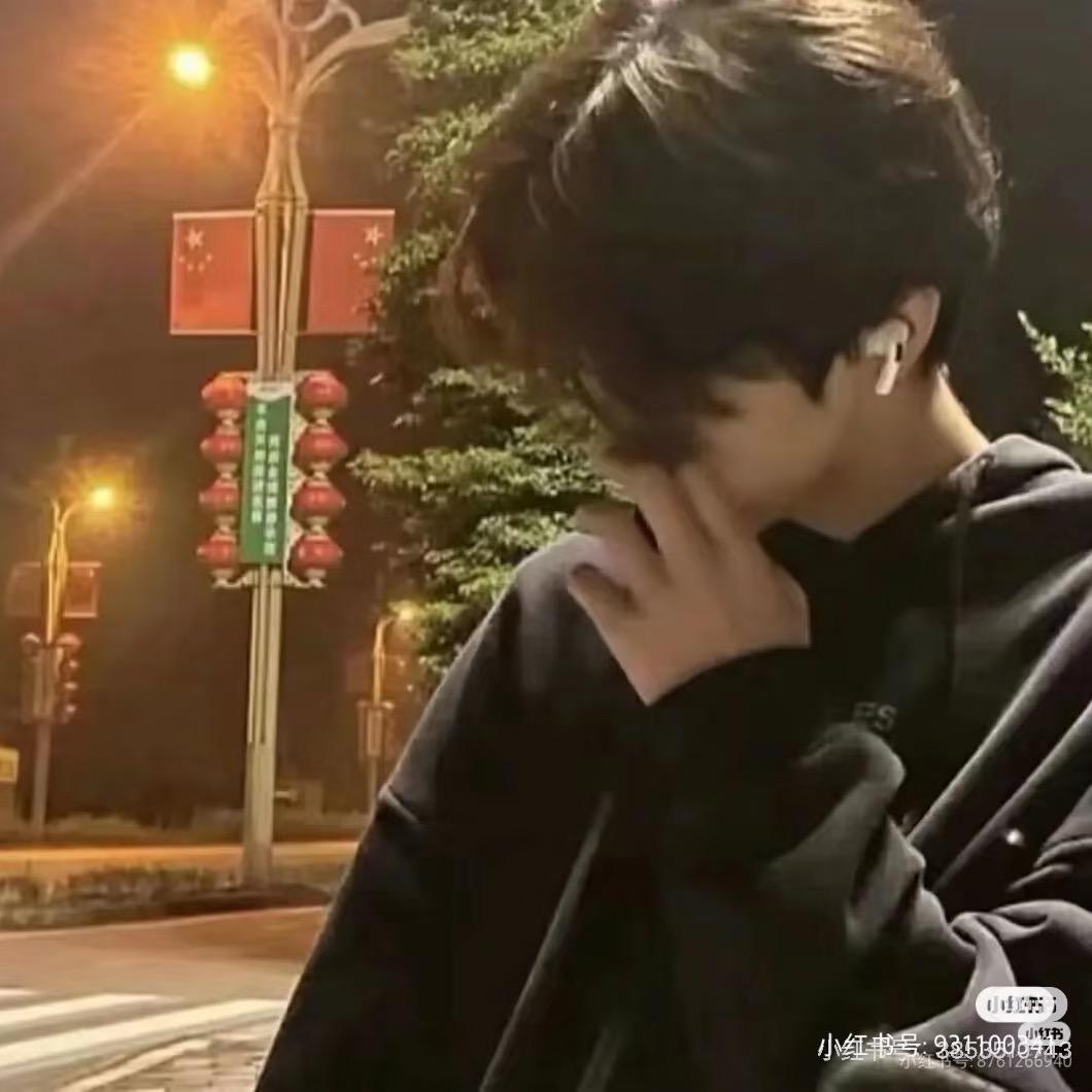 男孩