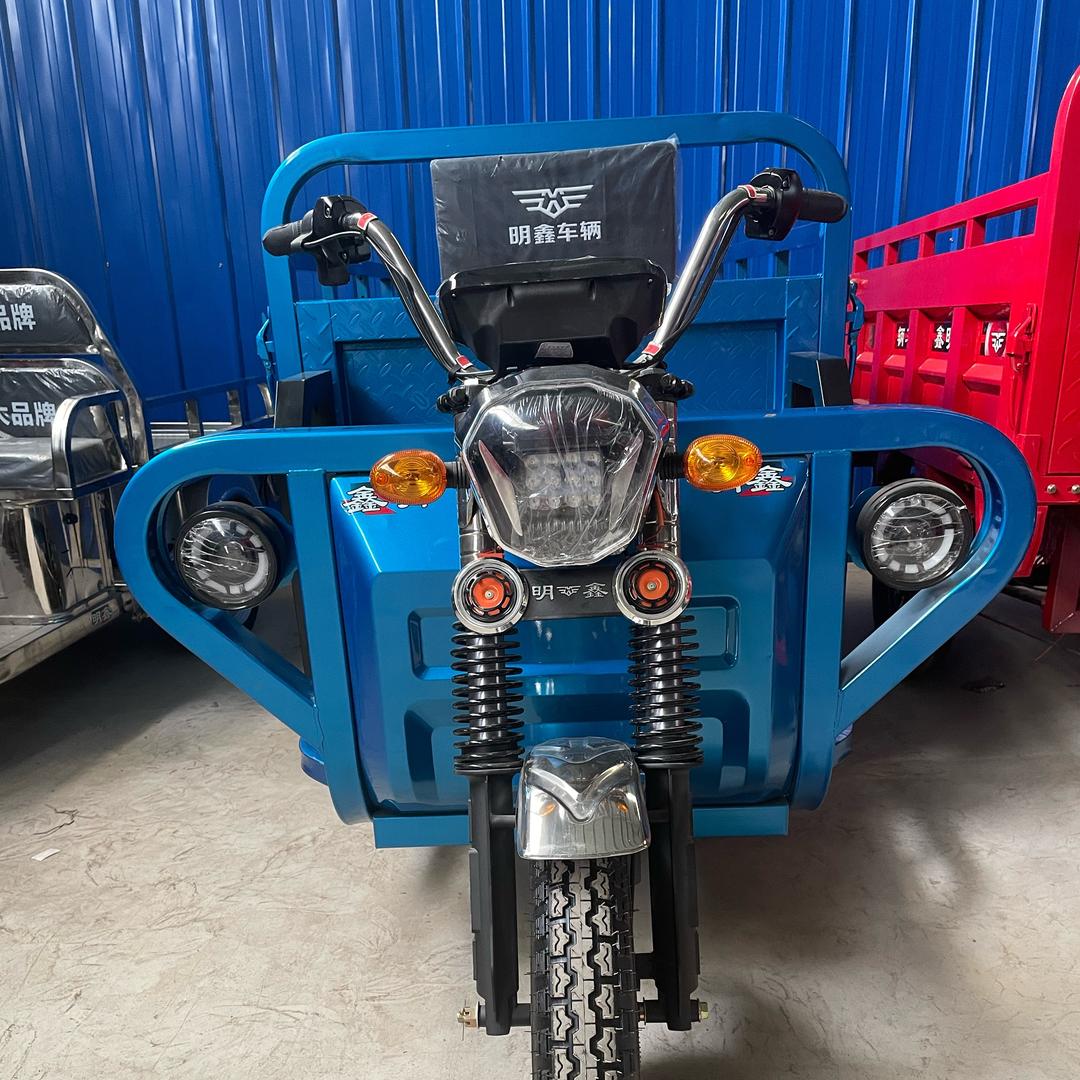 五羊、明鑫电动三轮车南宁运营中心