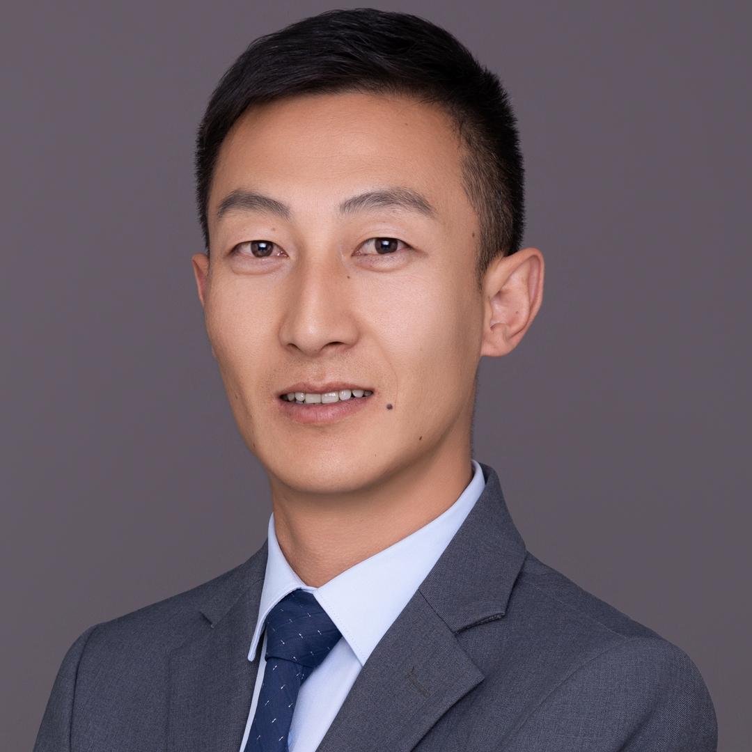 奔马新通力驾校龚教练