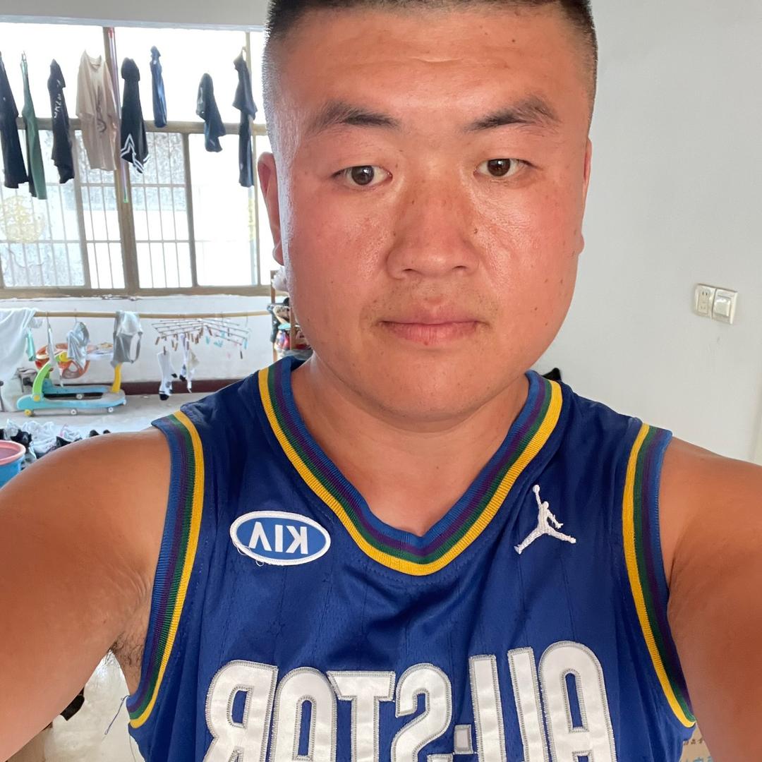 奇奇爱篮球🏀