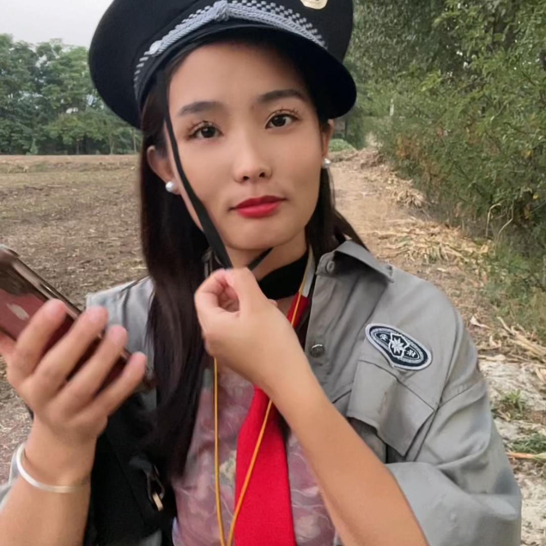 丑妮儿